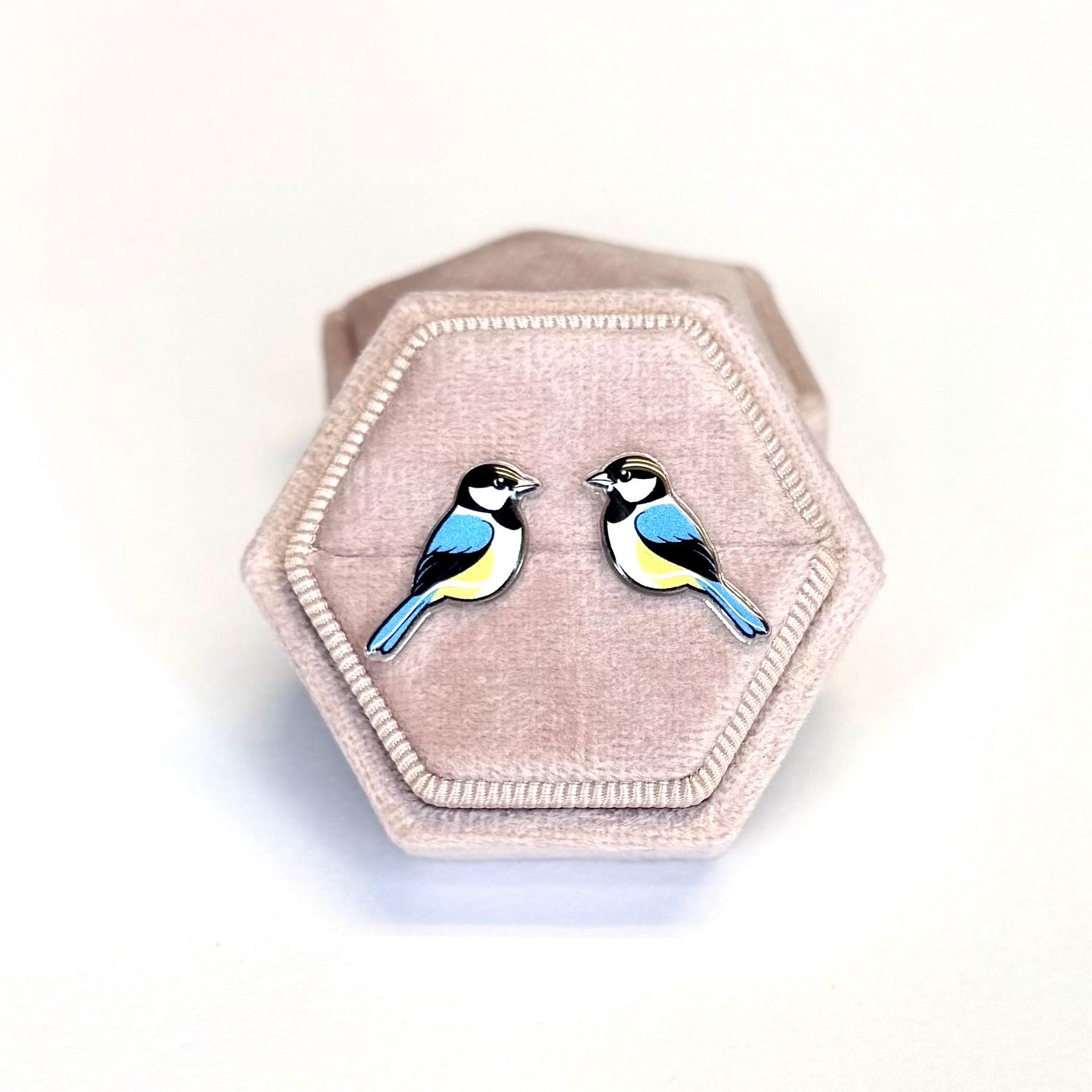Chickadee Earrings // Bird Earrings // State Bird Earring // Chickadee Studs // Bird Lover Gift // Mother's Day Gift